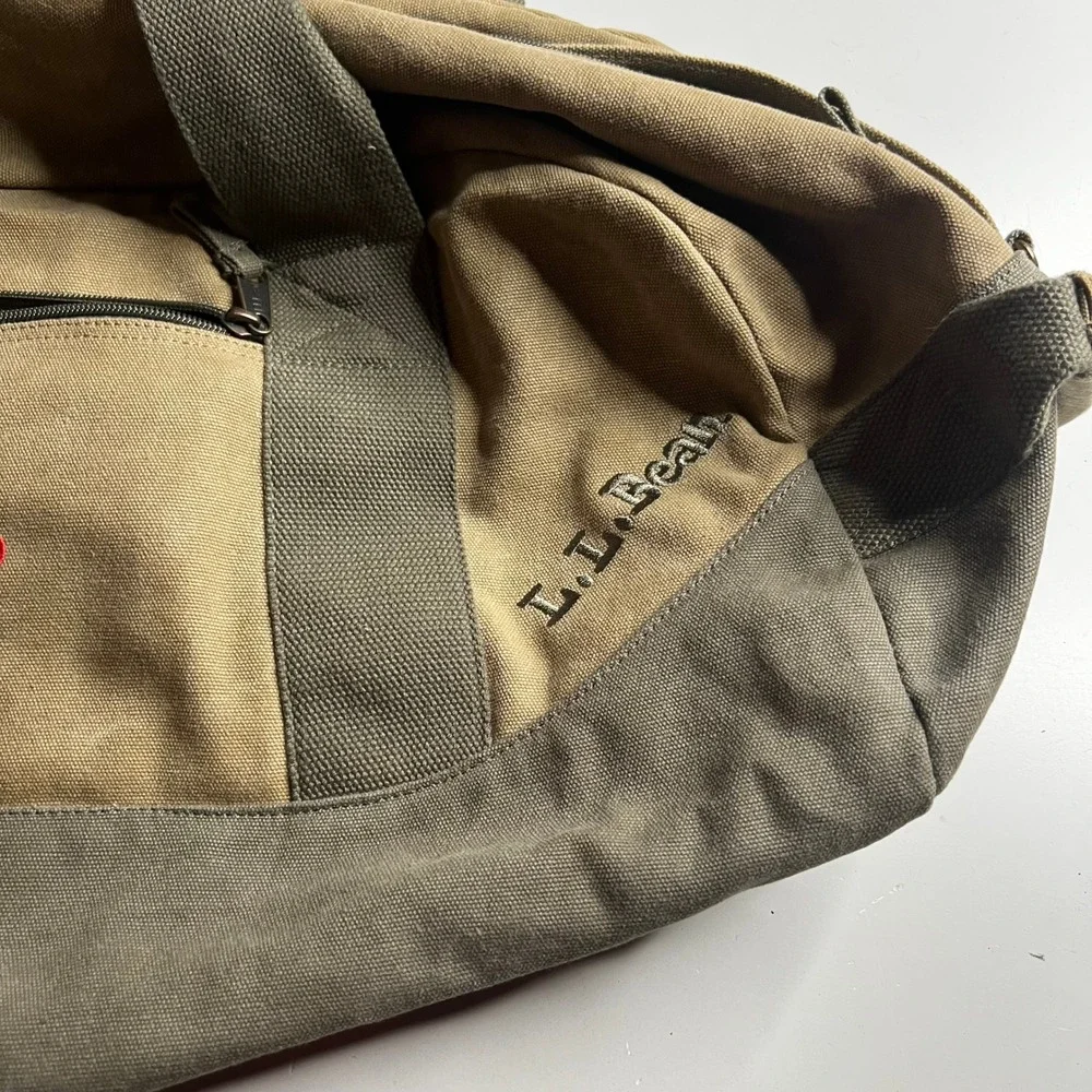 LL Bean Canvas Duffle Bag Khaki Olive Green‎ World Hunger Relief Travel Gym Bag